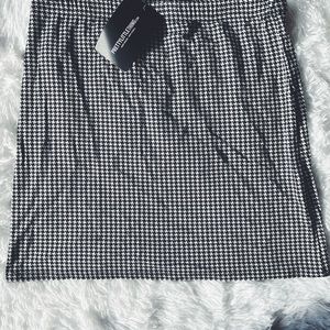 ❌ S O L D ❌Houndstooth Mini Skirt
